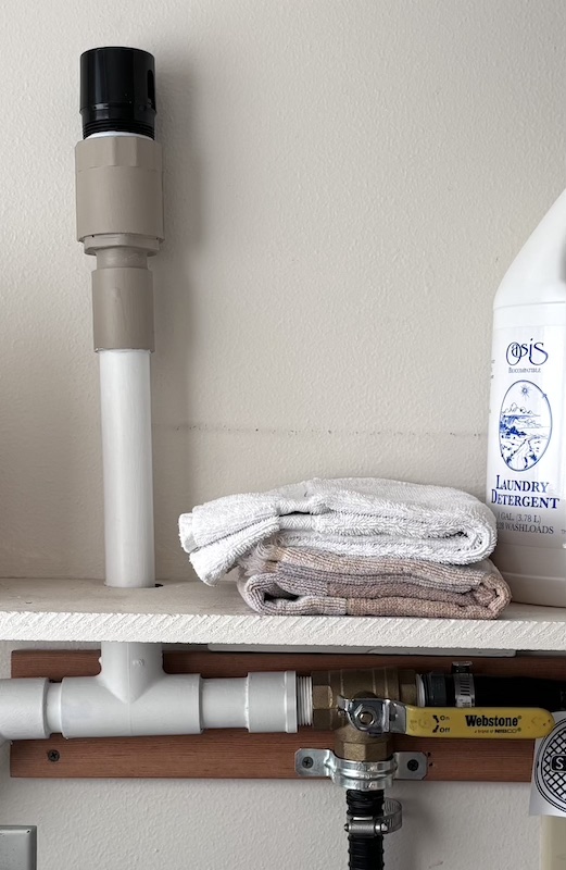 air lock vent device in laundry outflow pipe, installed indoors